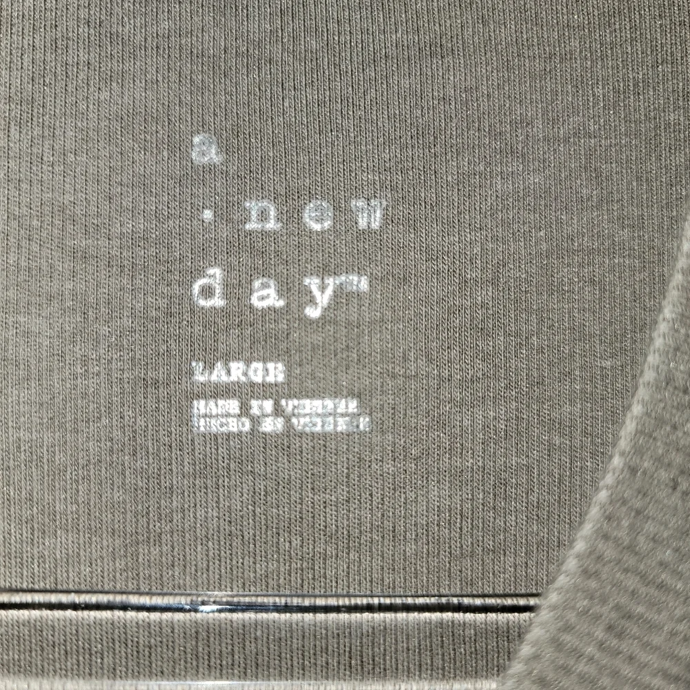 a new day Short-Sleeve Crewneck Tee in Brown - Picture 3 of 3